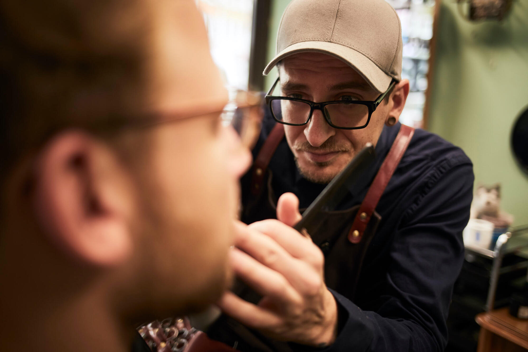 Der Barber am Kunden