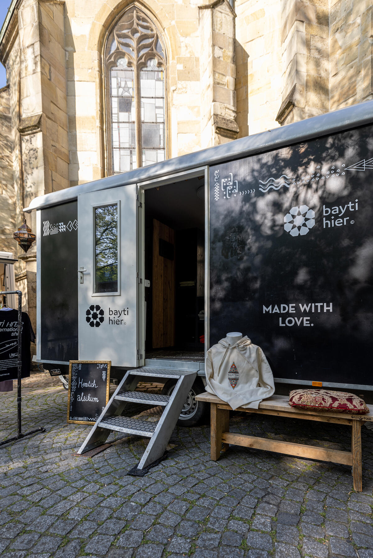 Der Stand von bayti hier auf dem Wochenmarkt Münster