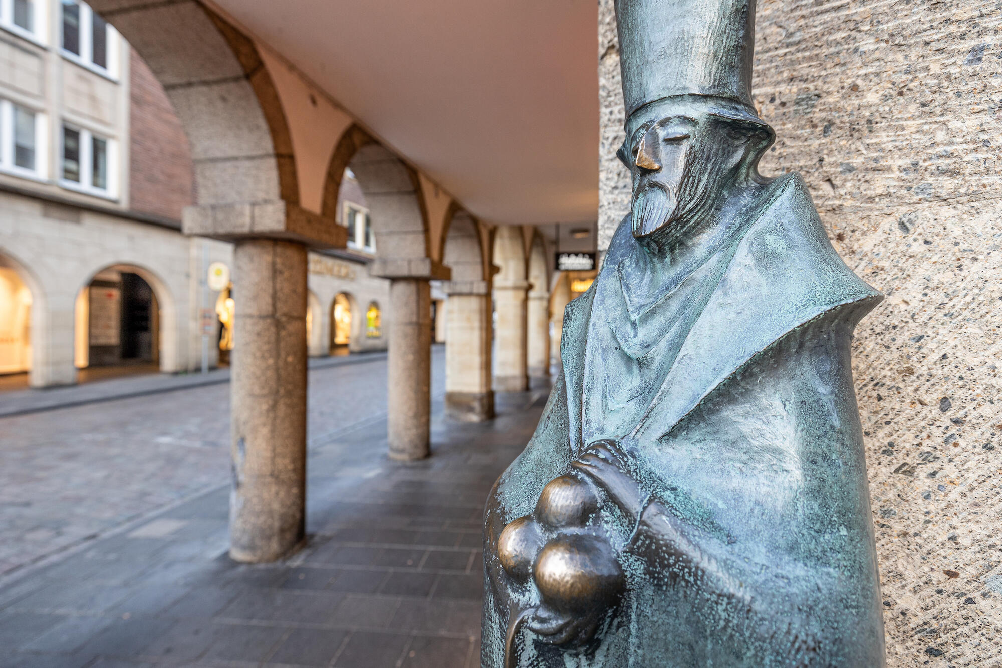 Statue Heiliger Nikolaus Münster