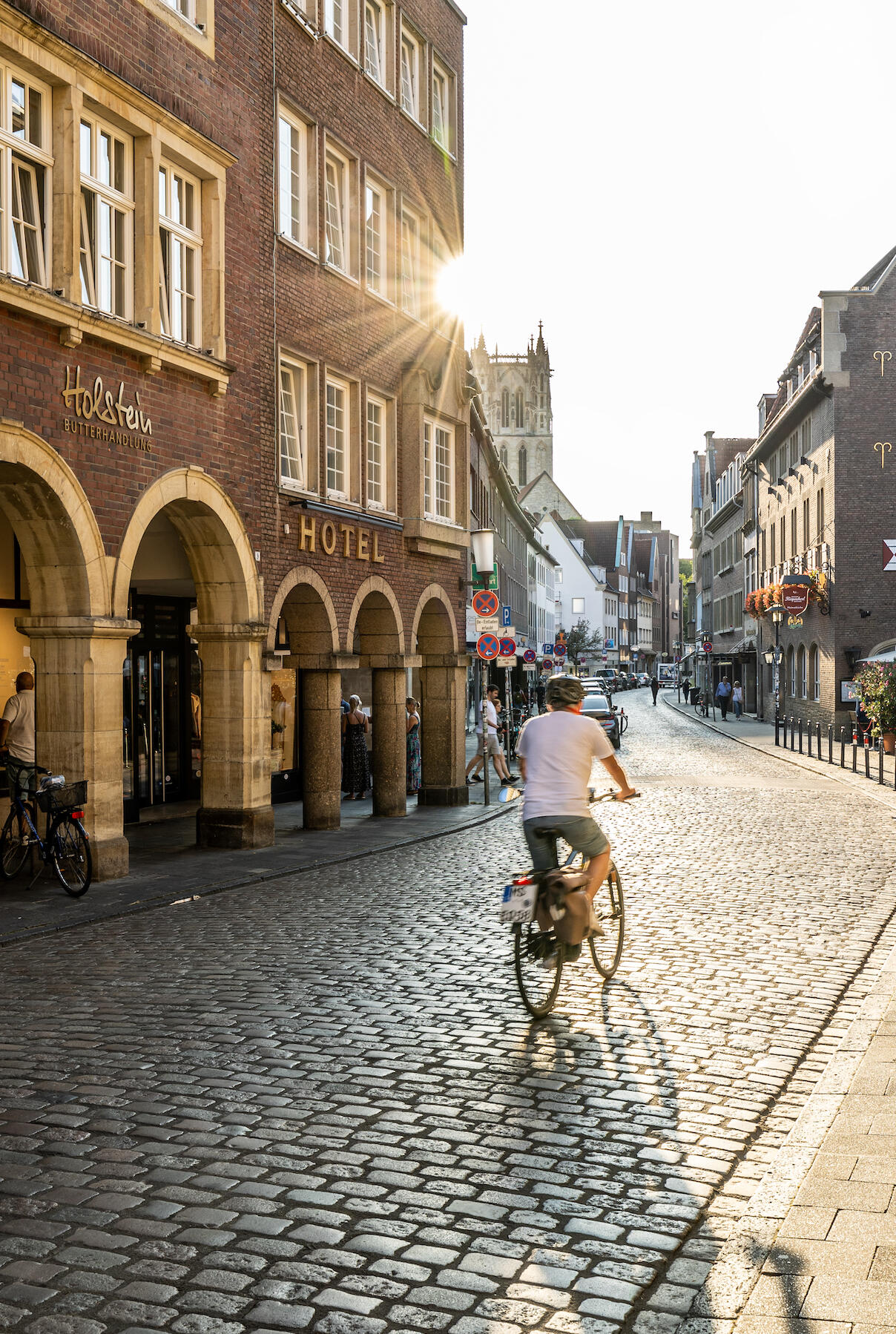 Fahrradfahrer auf der Bogenstraße Münster