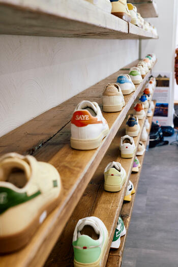 Sneakers Unplugged
