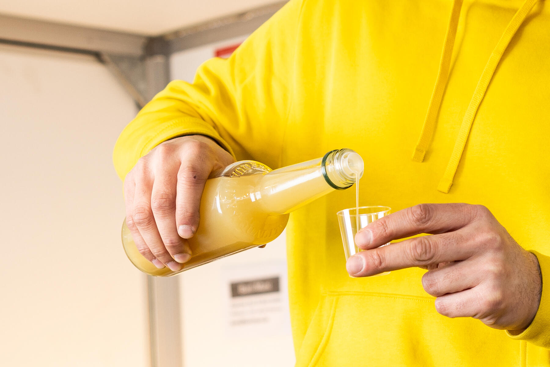 Saft zum Probieren auf dem Wochenmarkt Münster