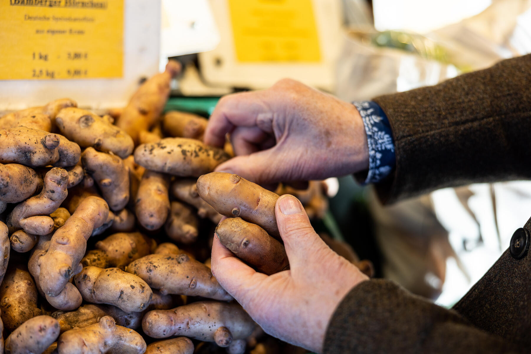 Kartoffeln am Marktstand
