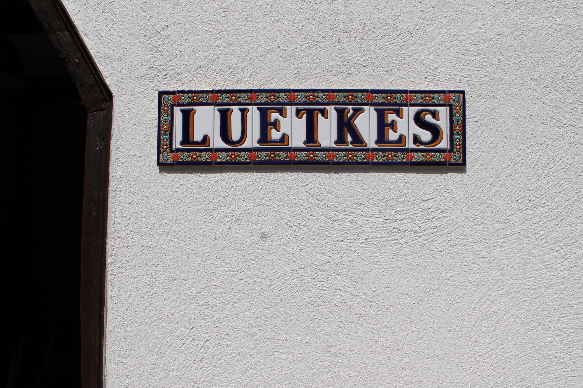 Schild an der Hauswand im Lütkes Münster