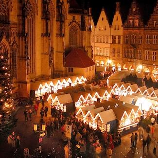 Weihnachtsmarkt an der Lambertikirche Münster