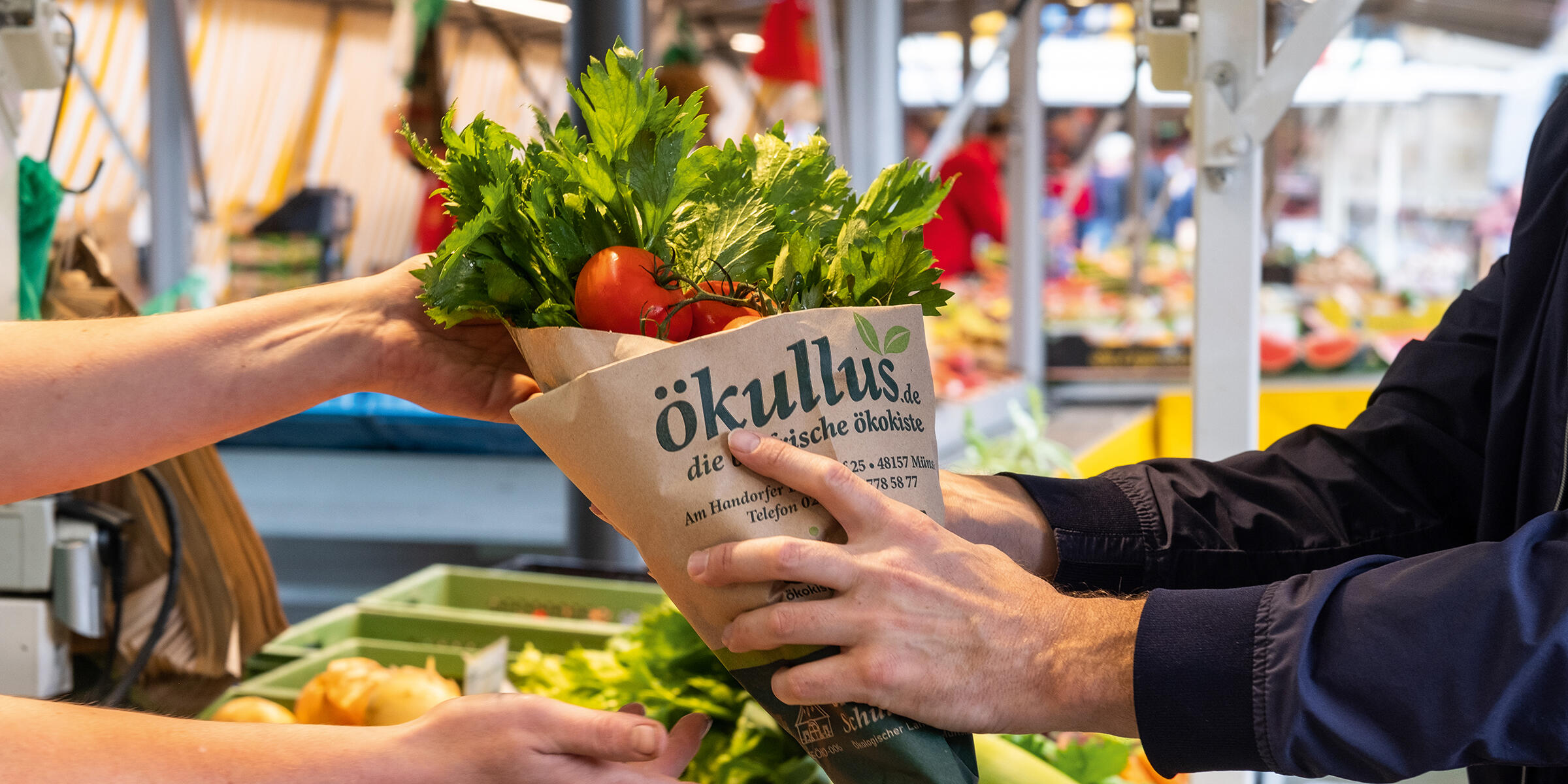 Ökullus Gemüse Wochenmarkt